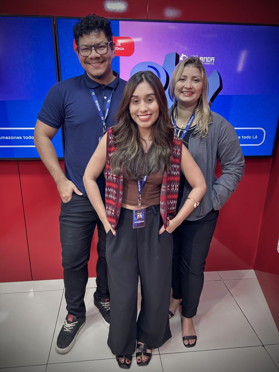 Apresentadores dos cortes de not&iacute;cias: Paulo Rabelo, Thalita Eduarda e M&aacute;rcia Monteiro. Produ&ccedil;&atilde;o: Andr&eacute; Prot&aacute;zio e Paulo Rabelo.