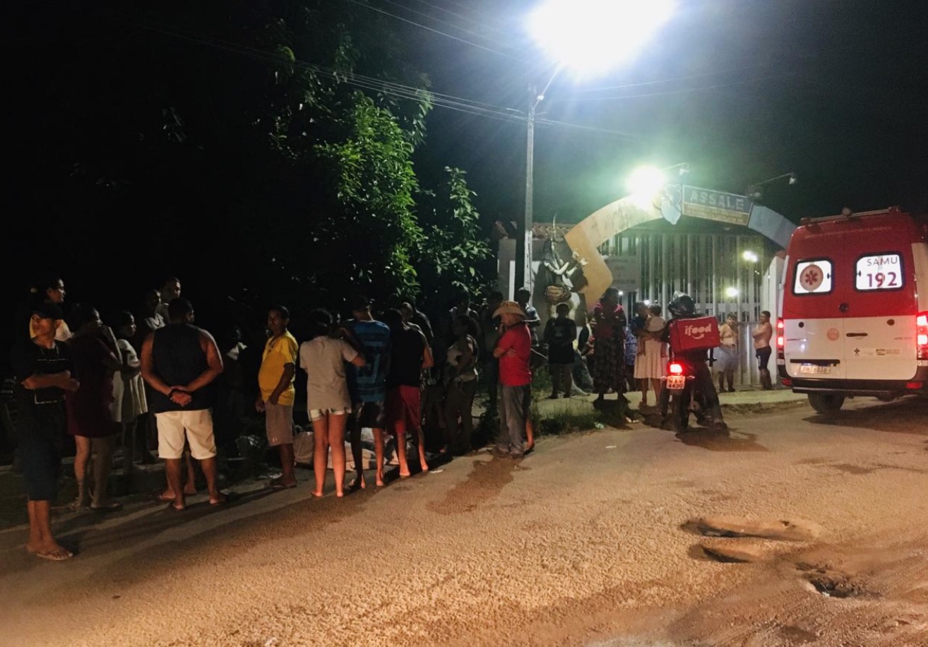 Pai e filho voltavam do trabalho na feira - Foto: Caio Guarlotte/Portal do Holanda