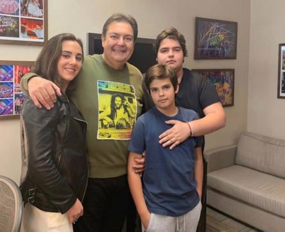 Faust&atilde;o e os filhos - Foto: Reprodu&ccedil;&atilde;o/Instagram