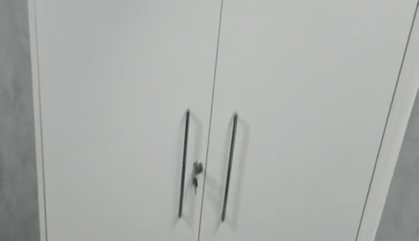 Passagem secreta ficava dentro de um armário / Foto: Reprodução / TV Globo