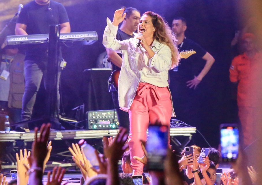 Aline Barros no R&eacute;veillon Gospel 2022. - Foto: Divulga&ccedil;&atilde;o Semcom