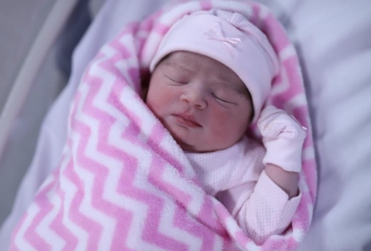 Apresentadora mostrou o rostinho da crian&ccedil;a e encantou os seguidores. Foto: Instagram