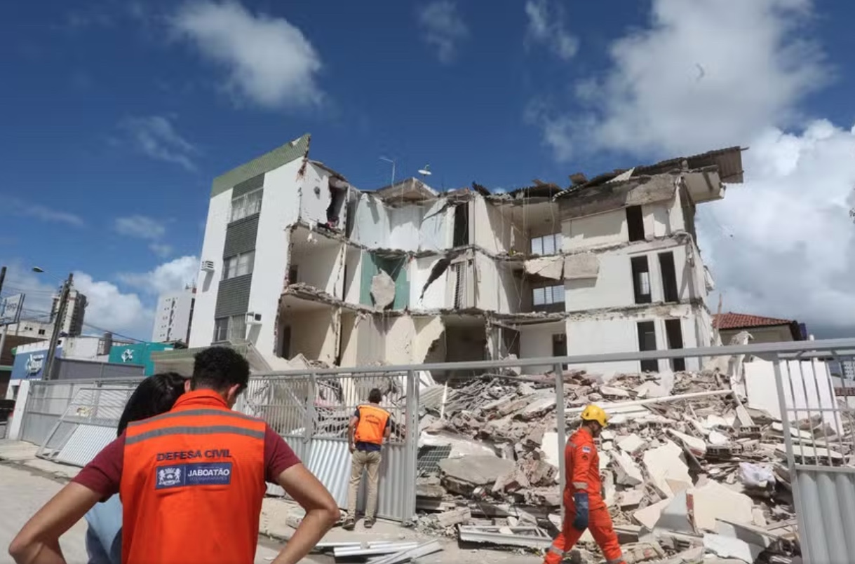 Edif&iacute;cio K&aacute;tia Melo, que desabou em Jaboat&atilde;o dos Guararapes &mdash; Foto: Chico Bezerra/Divulga&ccedil;&atilde;o