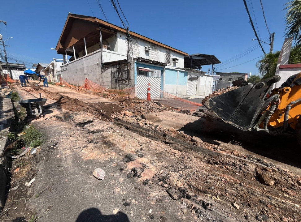 Rua J&uacute;lio Diniz, bairro Japiim - Foto: Jander Robson/Portal do Holanda
