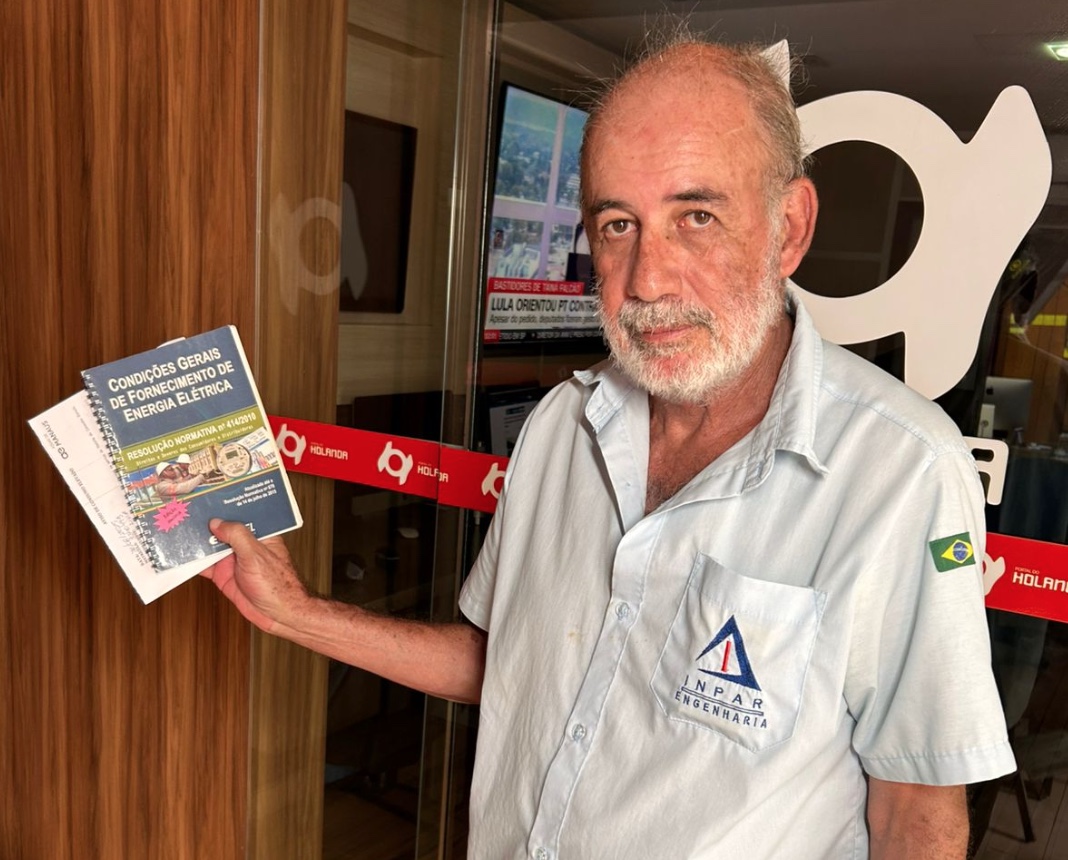 Paulo Roberto da Silva, de 64 anos, acusa a &Aacute;guas de Manaus de atuar de forma ineficiente, desrespeitosa e at&eacute; criminosa - Foto: Portal do Holanda