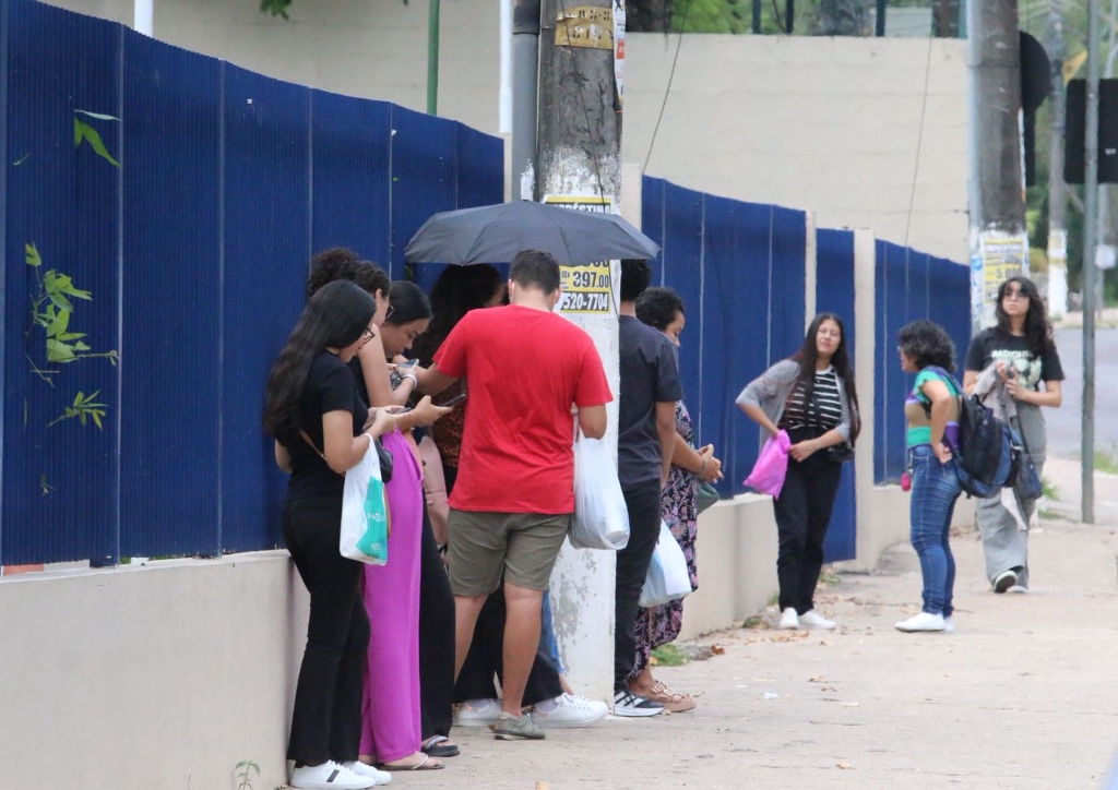 Vestibular 2025 da UEA come&ccedil;a nesta segunda; candidatos j&aacute; est&atilde;o nos locais de prova - Foto: Jander Robson/Portal do Holanda