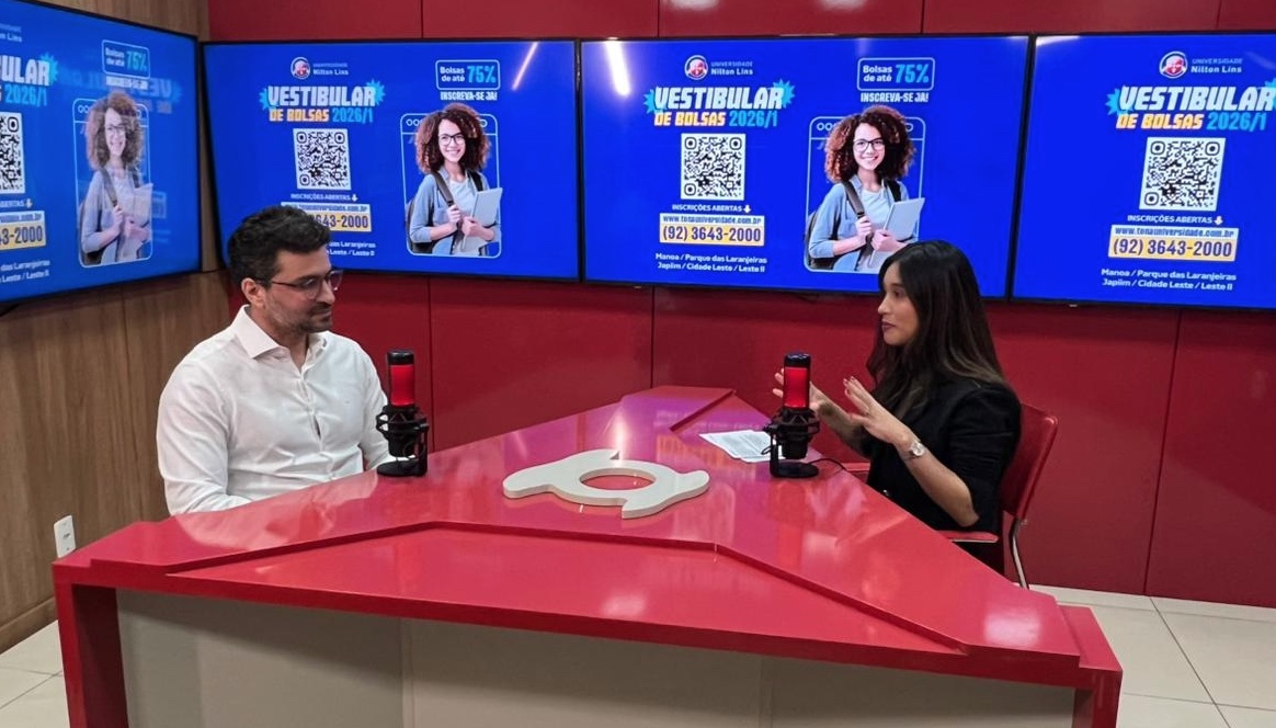 Jivago de Castro e apresentadora do 'Boletim de Not&iacute;cias' do Portal do Holanda, Thalita Eduarda - Foto: Paulo Rabello/Portal do Holanda