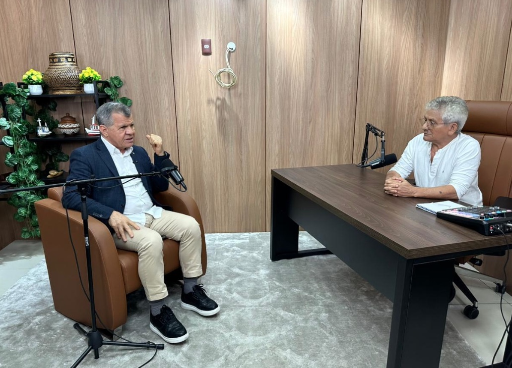 Superintendente da Suframa, Bosco Saraiva e jornalista Holanda do Portal - Foto: Reprodu&ccedil;&atilde;o/Portal do Holanda