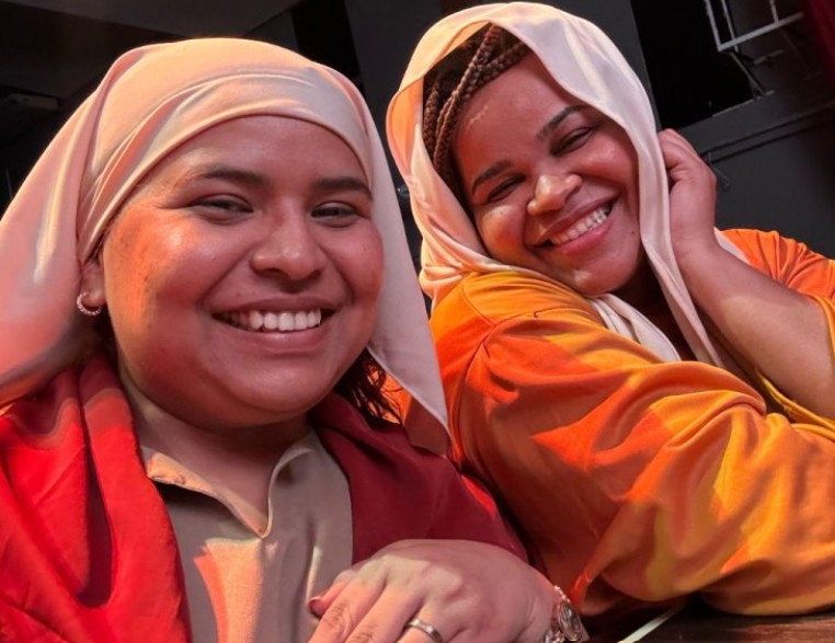 Karol Salvatore (&agrave; esquerda) - Foto: Arquivo pessoal