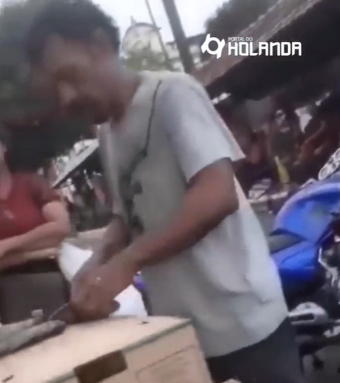 Neg&atilde;o vendia peixe nas imedia&ccedil;&otilde;es - Foto: Arquivo pessoal