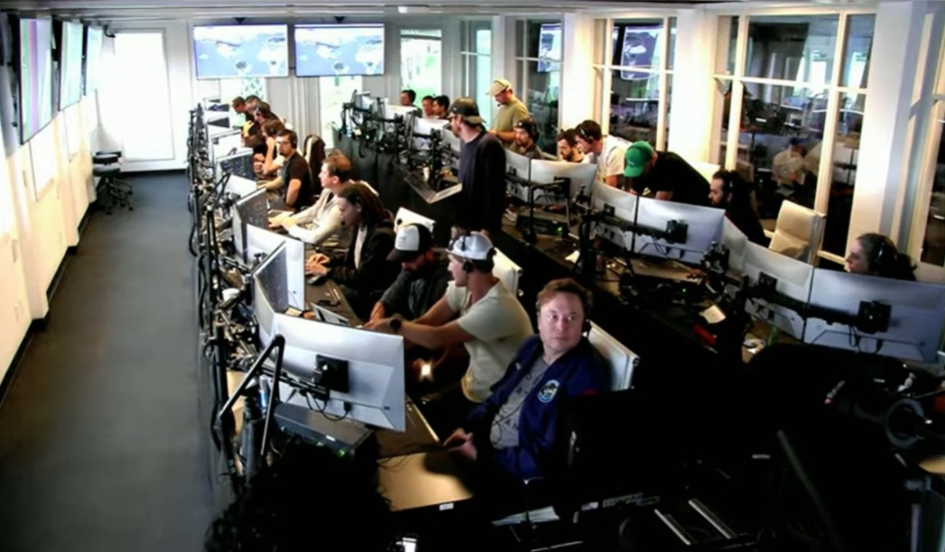 Fotos: Reprodu&ccedil;&atilde;o Livestream SpaceX, instantes ap&oacute;s explos&atilde;o