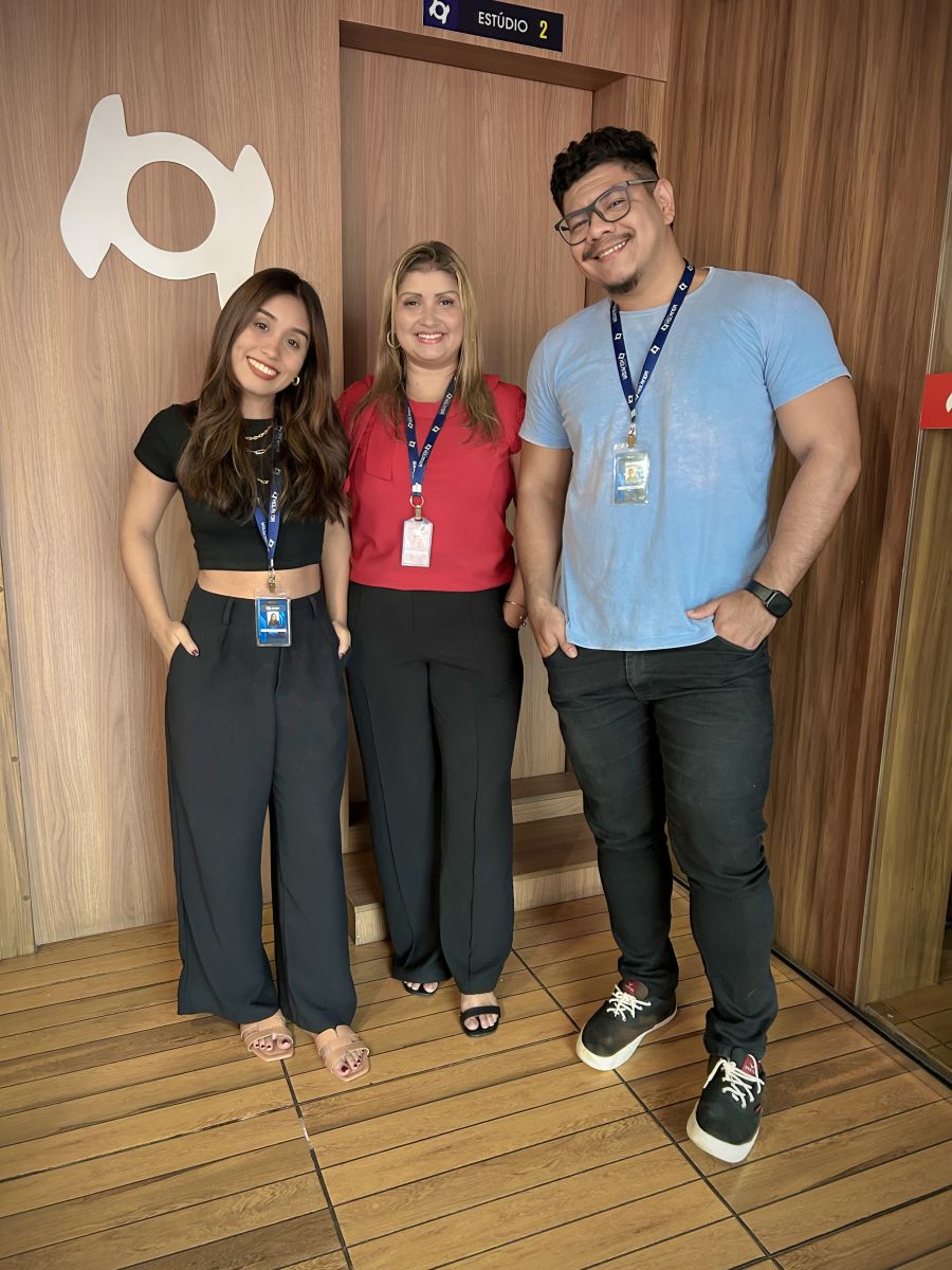 Trio de apresentadores com os melhores destaques nos cortes informativos: Thalita Eduarda, M&aacute;rcia Monteiro e Paulo Rabelo. Produ&ccedil;&atilde;o de Andr&eacute; Prot&aacute;zio e Paulo Rabelo.