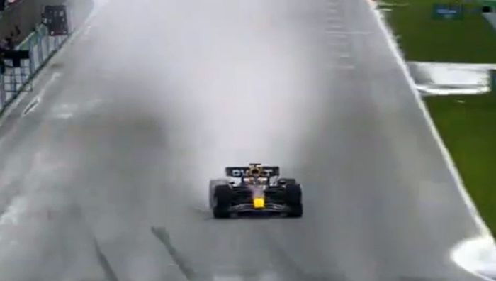 Nem a chuva conseguiu parar Verstappen na Holanda- Foto: Rprodu&ccedil;&atilde;o