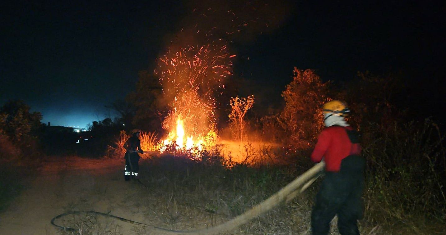 Inc&ecirc;ndio em Iranduba. - Foto: Divulga&ccedil;&atilde;o CBMAM