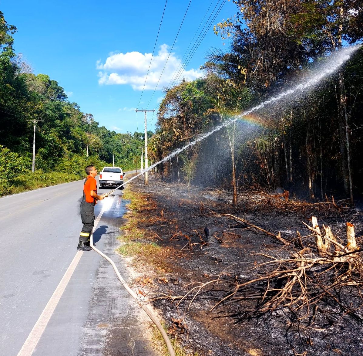 Inc&ecirc;ndio em Presidente Figueiredo. - Foto: Divulga&ccedil;&atilde;o CBMAM