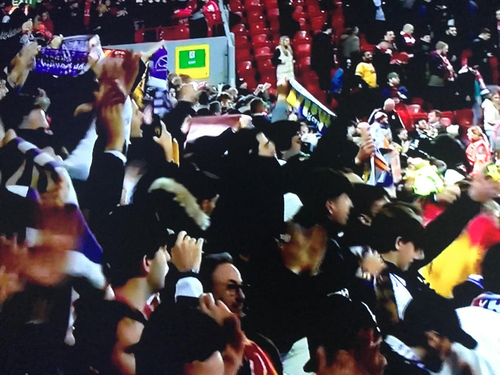 A torcida do Real Madrid fez a festa - Foto: Reprodu&ccedil;&atilde;o