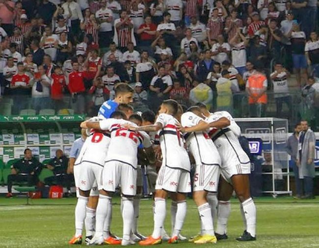 Torcida s&atilde;o-paulina deu apoio total - Foto: Paulo Pinto/S&atilde;o Paulo