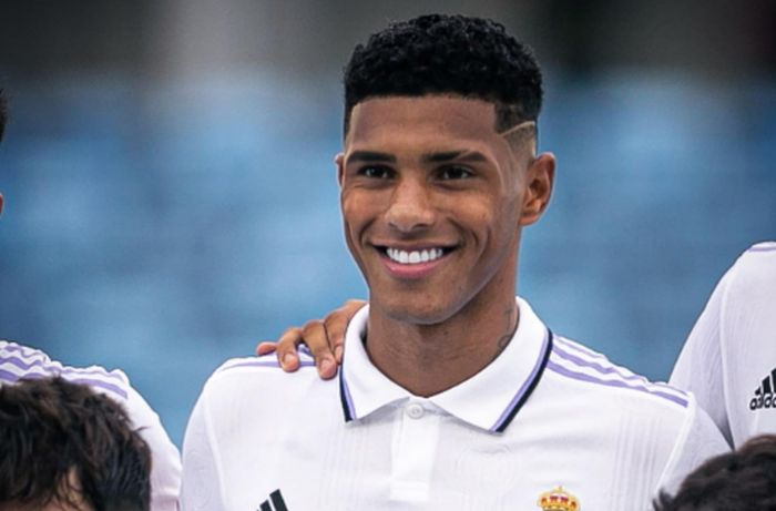 Vin&iacute;cius Tobias pode ser solu&ccedil;&atilde;o para posi&ccedil;&atilde;o - Foto: Instagram