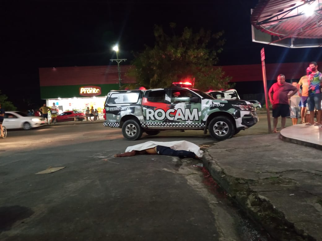 O primeiro morrei ainda em via p&uacute;blica - Foto: Caio Guarlotte