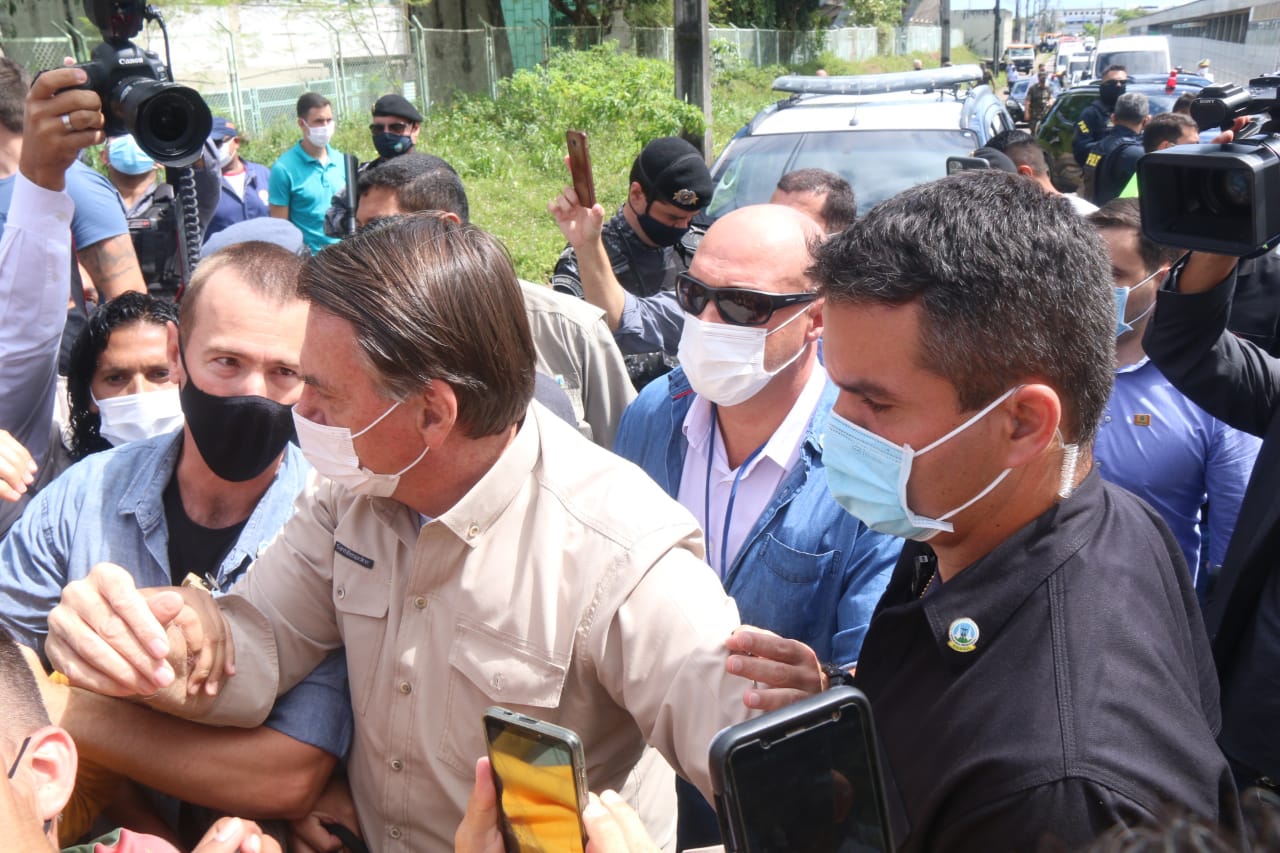 Chegada de Bolsonaro em Manaus - Foto: Jander Robson/ Portal do Holanda