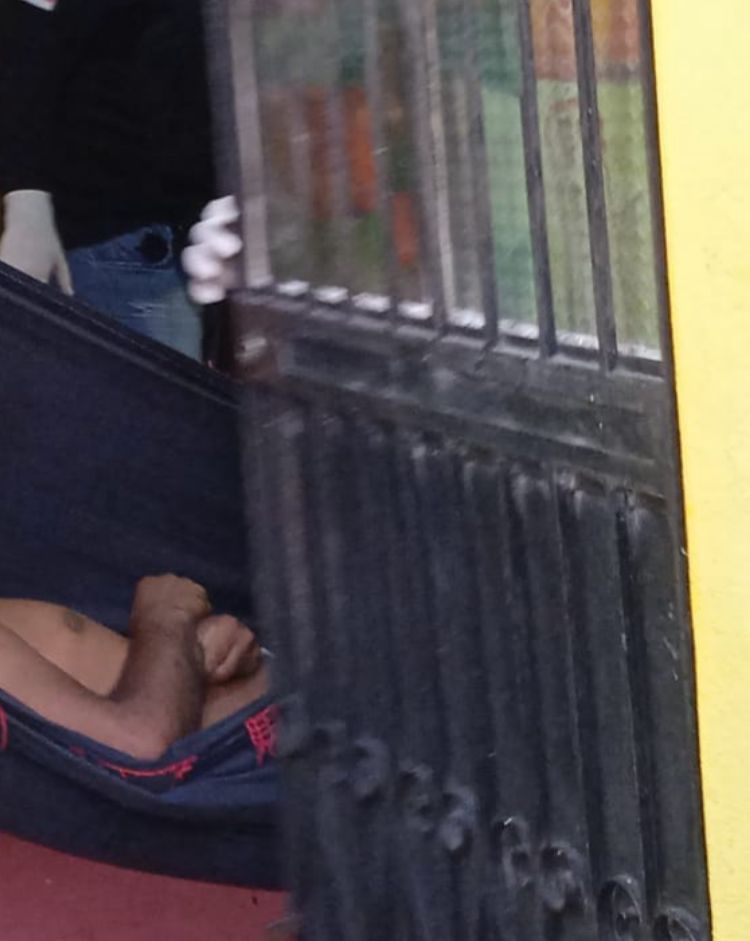 Homem foi morto em kitnet - Foto: Caio Guarlotte/ Portal do Holanda