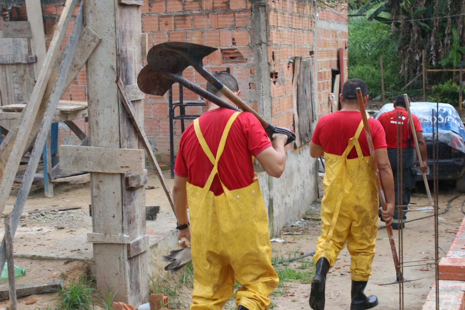 Bombeiros foram acionados - Foto: Jander Robson/Portal do Holanda