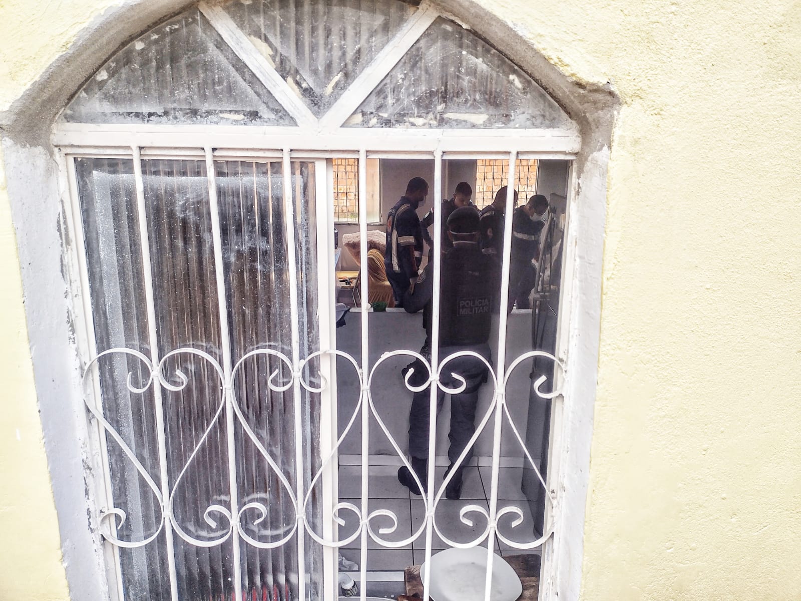 Dois homens foram mortos dentro de casa - Foto: Jander Robson/ Portal do Holanda