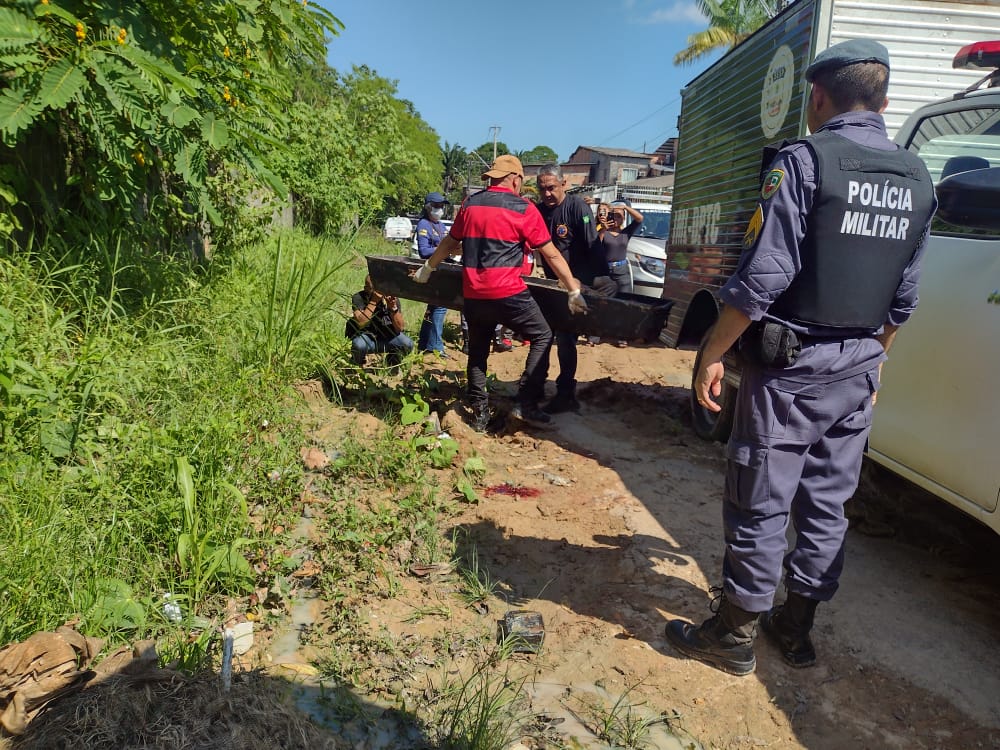 Homem foi encontrado em matagal em Flores - Foto: Jander Robson/ Portal do Holanda