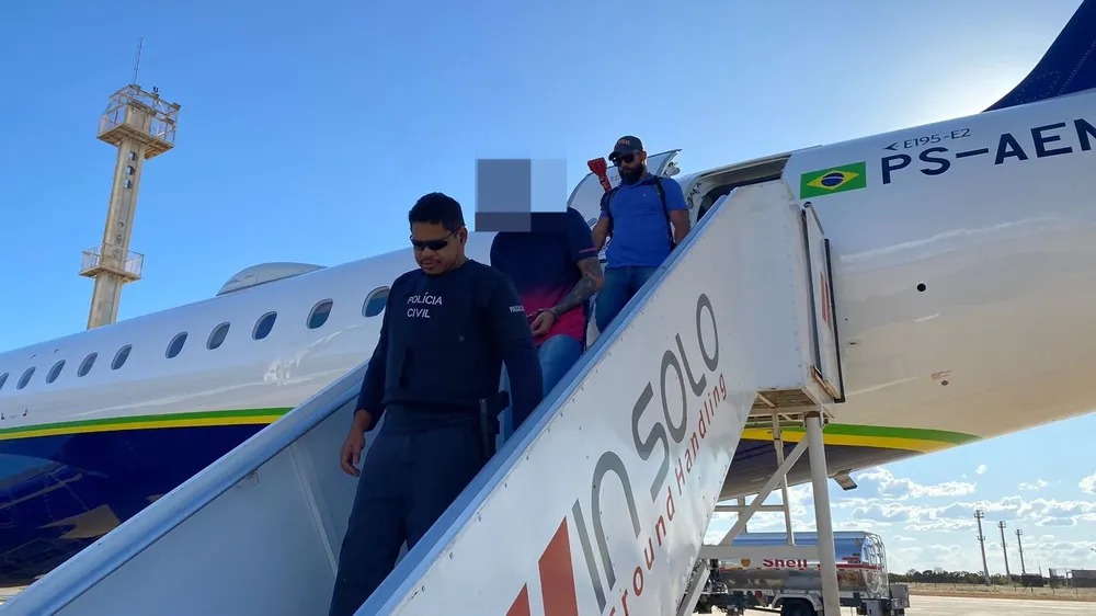 Criminoso foi preso no Rio Grande do Sul e transferido para Palmas &mdash; Foto: Dicom/SSP/Divulga&ccedil;&atilde;o