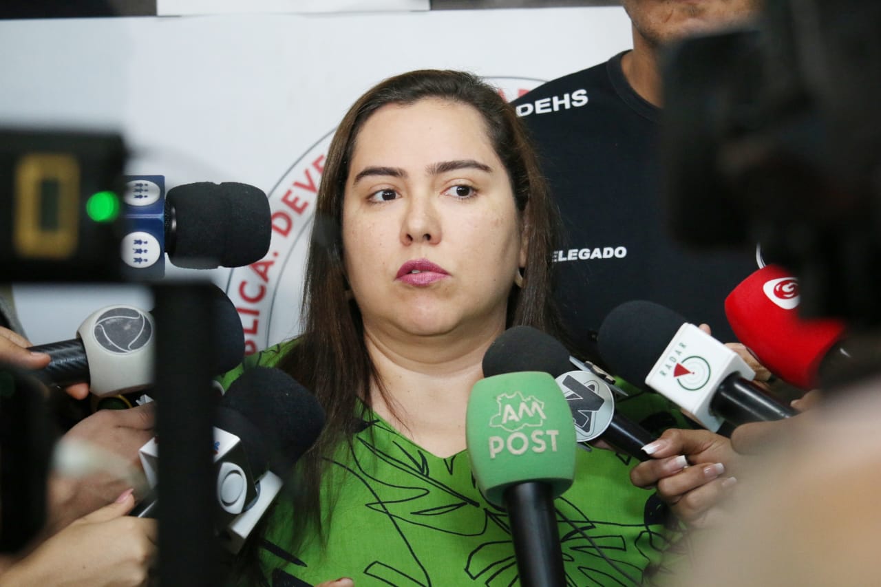 Delegada D&eacute;bora Barreiros. - Foto: Jander Robson / Portal do Holanda