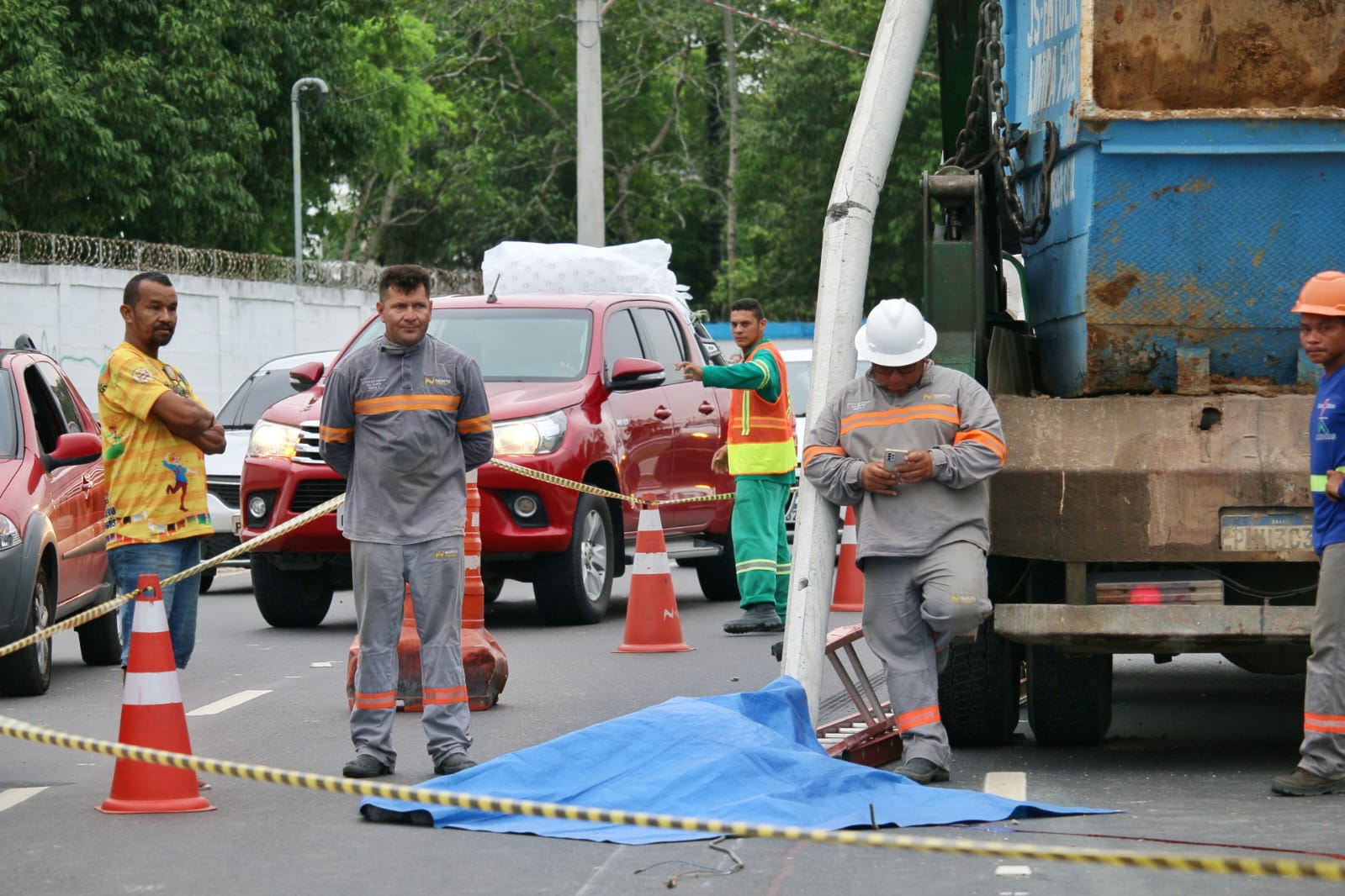 Funcion&aacute;rio foi esmagado durante atropelamento - Foto: Jander Robson / Portal do Holanda