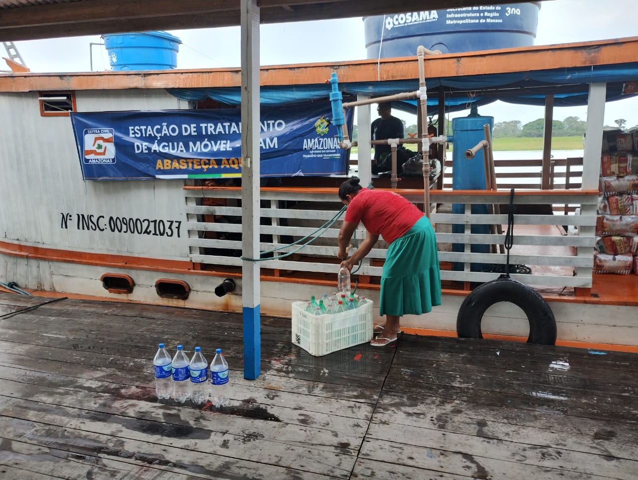 Foto: Divulga&ccedil;&atilde;o/Defesa Civil-AM e Alex Pazuello/Secom 