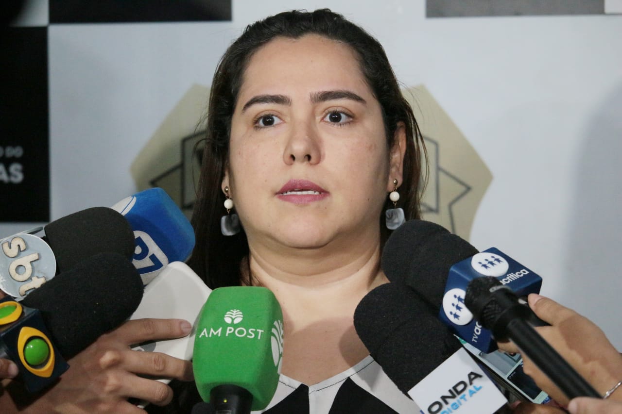 Delegada D&eacute;bora - Foto: Jander Robson/Portal do Holanda