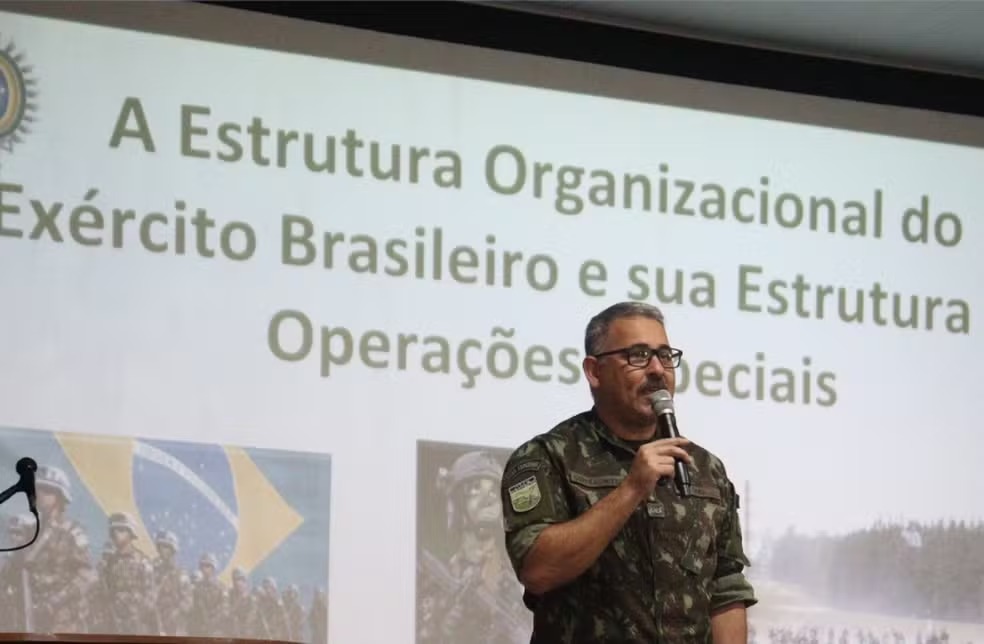 Bernardo Rom&atilde;o Corr&ecirc;a Netto, coronel preso em opera&ccedil;&atilde;o contra Bolsonaro e aliados &mdash; Foto: Centro de Prepara&ccedil;&atilde;o de Oficiais da Reserva de Porto Alegre/Facebook