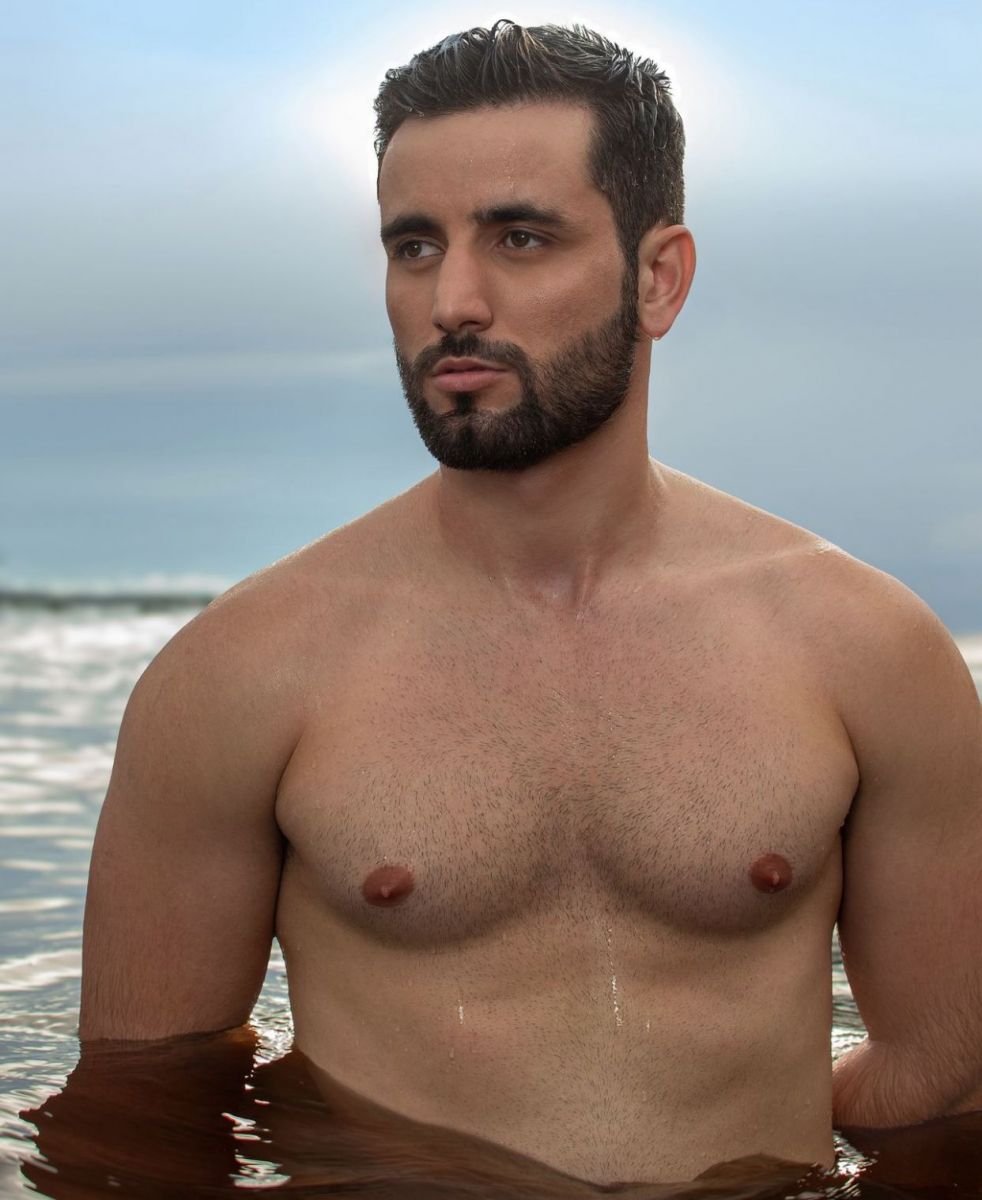 Matteus em ensaio no Rio Negro - Foto: Mauro Jorge 