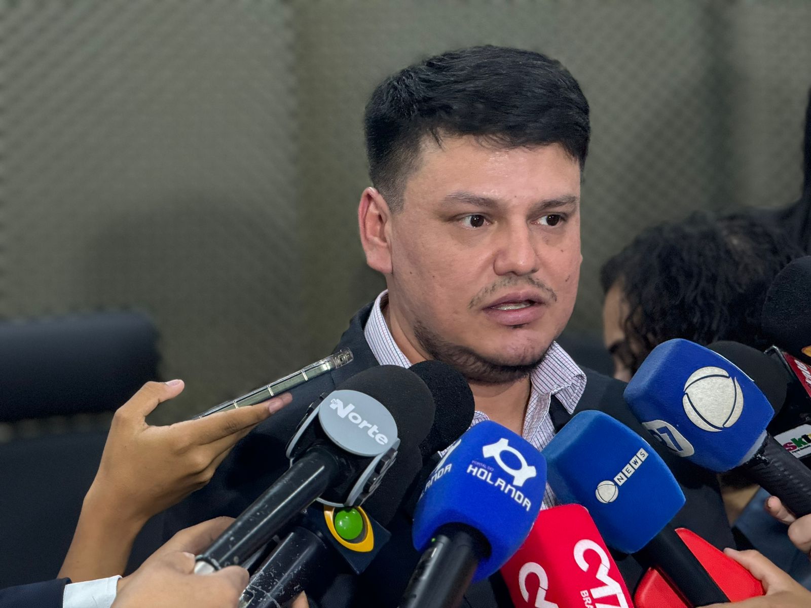 Delegado Henrique Brasil - Foto: Neto Silva/Portal do Holanda