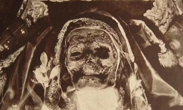 Cabe&ccedil;a de Santa Teresa de &Aacute;vila em 1914 &mdash; Foto: Reprodu&ccedil;&atilde;o