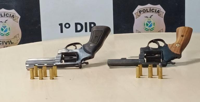 Arma apreendida com o grupo - Foto: Divulga&ccedil;&atilde;o 