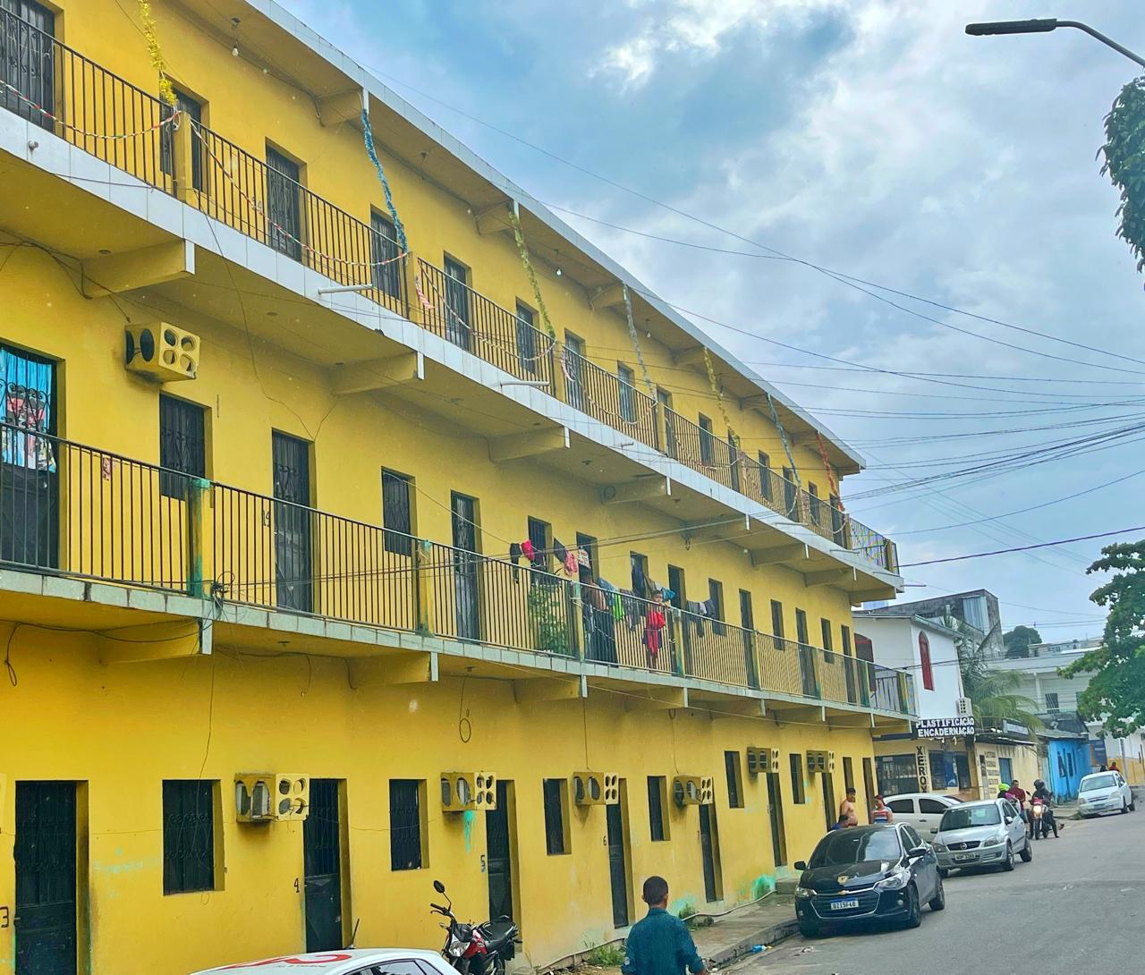 Im&oacute;vel onde ocorreu a morte do venezuelano - Foto: Jander Robson/ Portal do Holanda