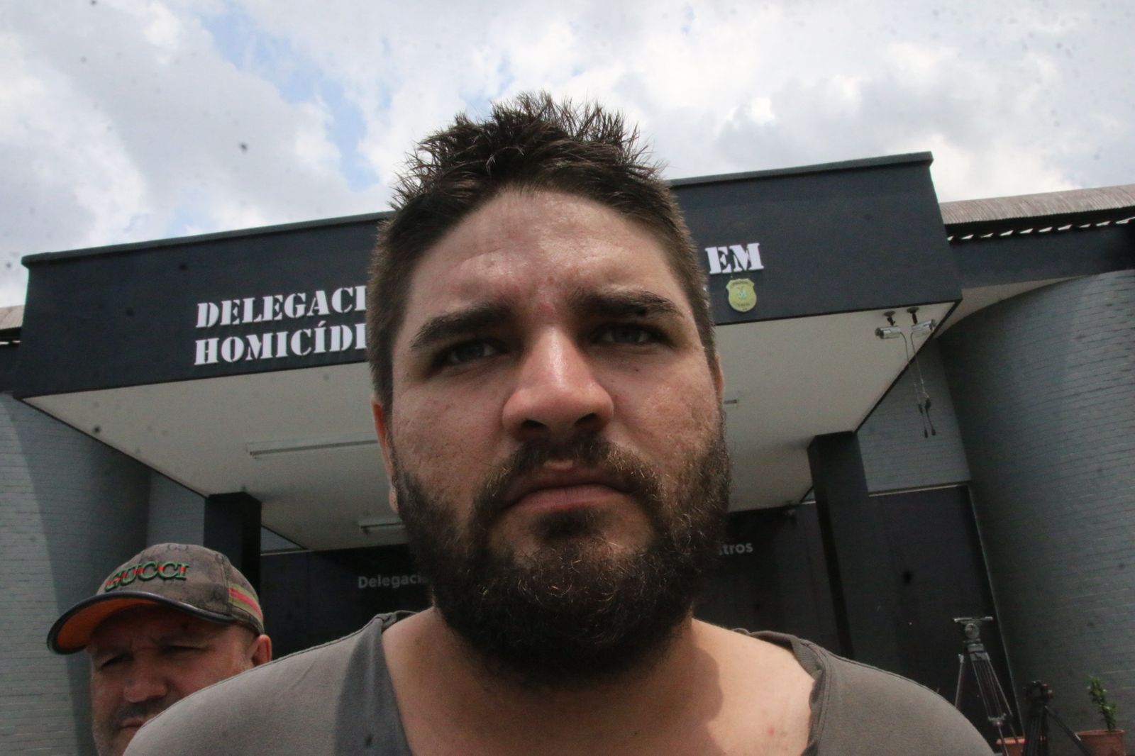 Yago ajudou Lucas - Foto: Jander Robson/Portal do Holanda