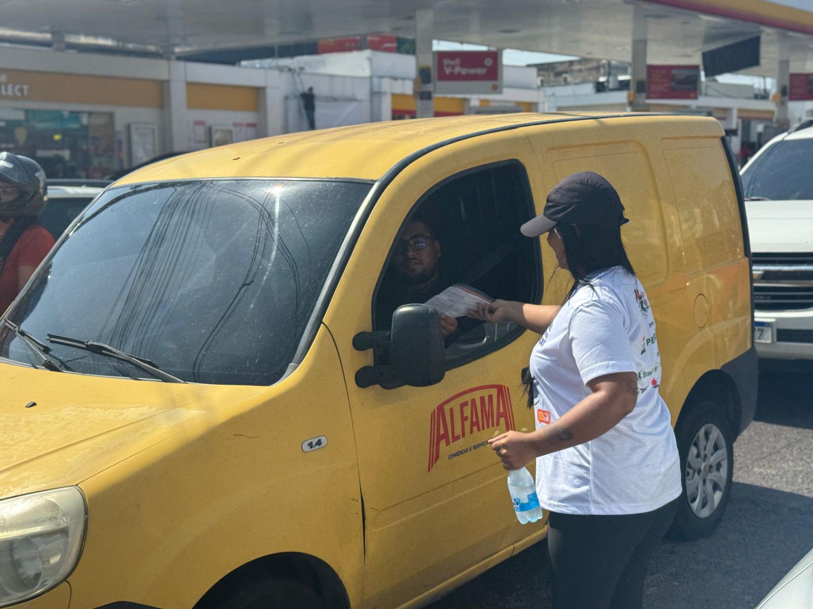 Panfletagem - Foto: Neto Silva/Portal do Holanda