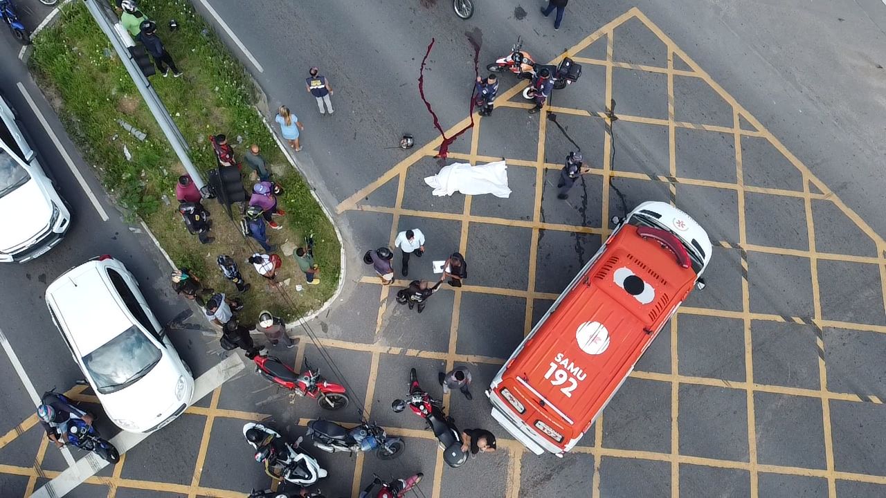 Tr&acirc;nsito parado - Foto: Jander Robson/Portal do Holanda