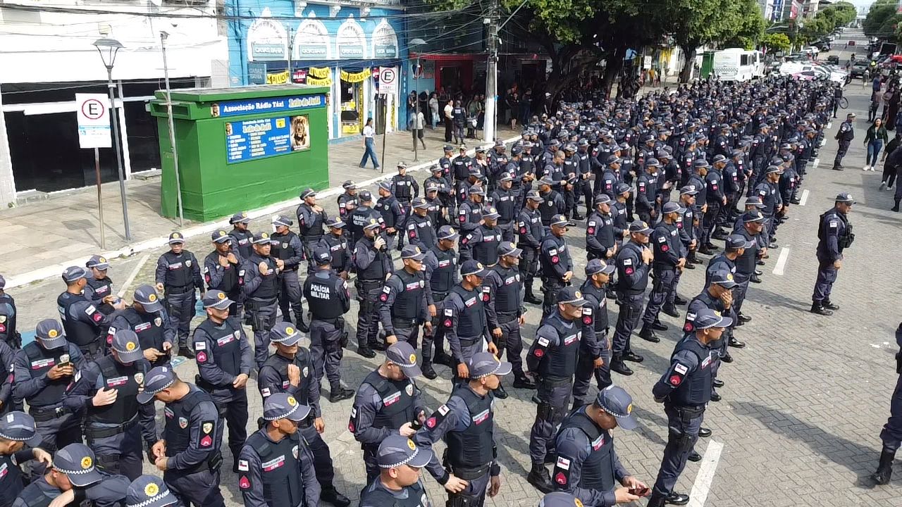 Efetivo que atuar&aacute; na opera&ccedil;&atilde;o - Foto: Jander Robson/Portal do Holanda