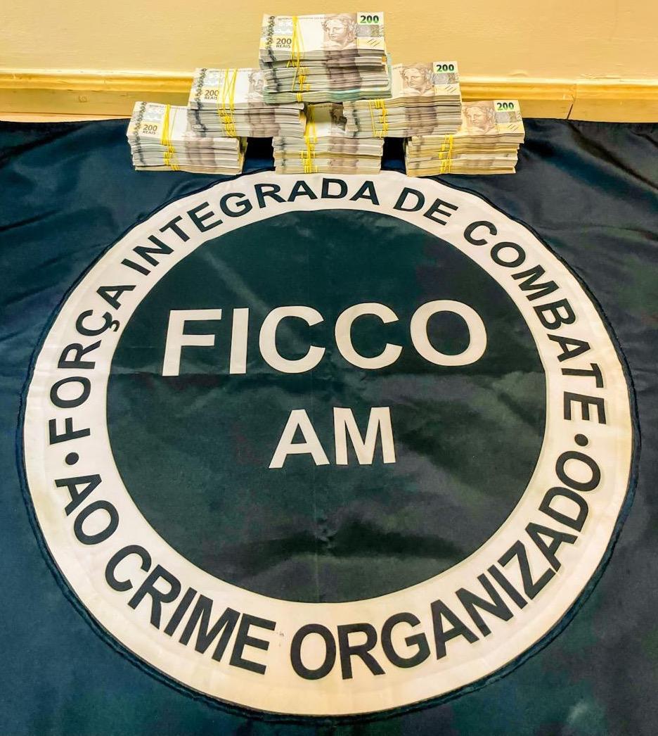 Dinheiro em esp&eacute;cie apreendido - Foto: Divulga&ccedil;&atilde;o