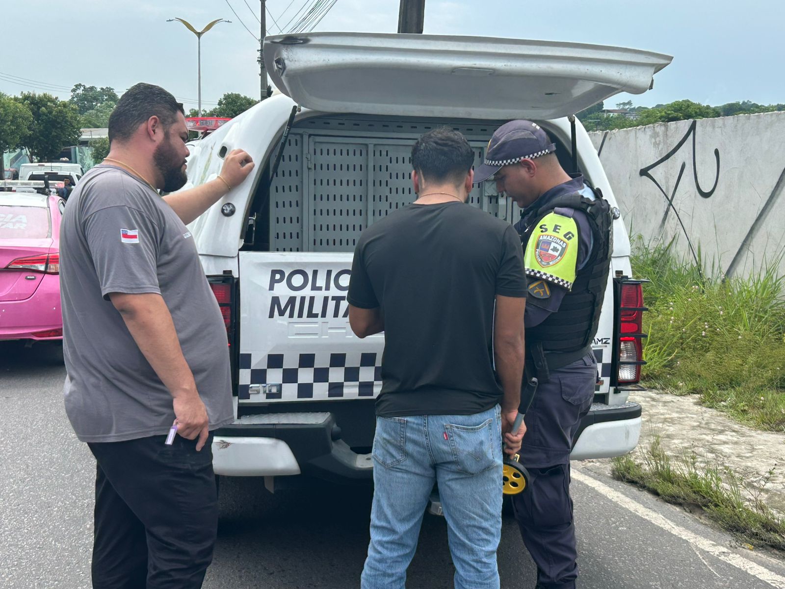 Motorista do caminh&atilde;o foi detido - Foto: Jander Robson/Portal do Holanda