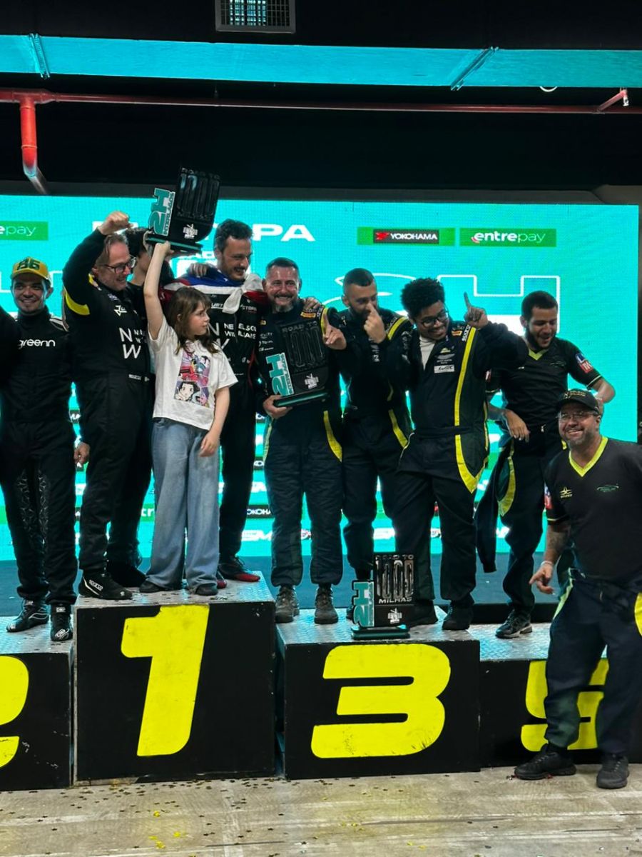 Just Motors &eacute; 1&ordm; lugar no p&oacute;dio - Divulga&ccedil;&atilde;o