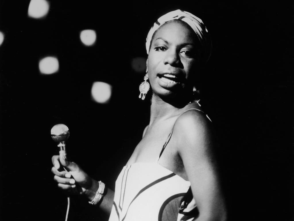 a-cantora-de-jazz-nina-simone-em-show-de-1964-original.jpeg