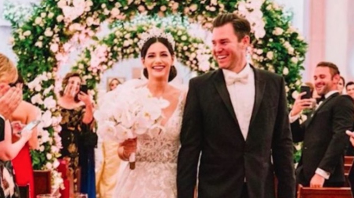 Caso semelhante aconteceu no in&iacute;cio da pandemia, no Brasil, com o casamento da irm&atilde; de Gabriela Pugliesi. Foto: Instagram. 