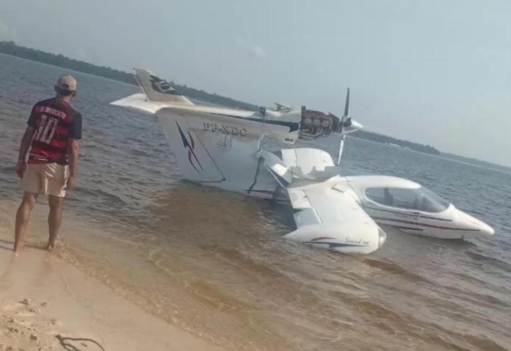 Piloto n&atilde;o se feriu - Foto: Divulga&ccedil;&atilde;o 