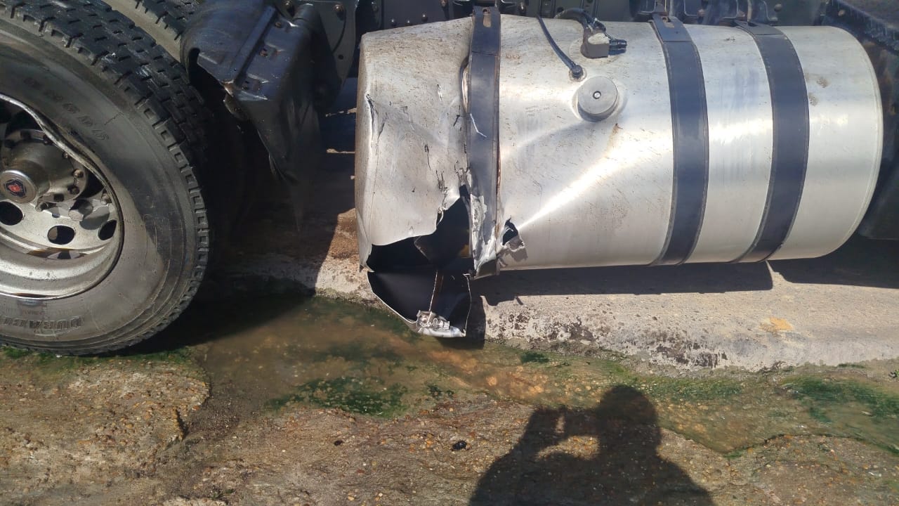 Tanque destru&iacute;do - Foto: Divulga&ccedil;&atilde;o 